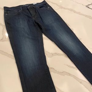 Banana Republic Traveler Denim 33x30